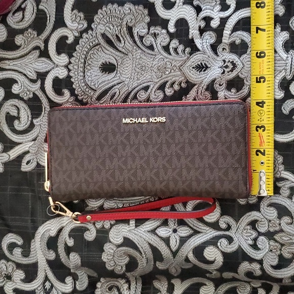 Michael Kors Flame Monogram Jet Set Continental Wallet Wristlet - Picture 7 of 8